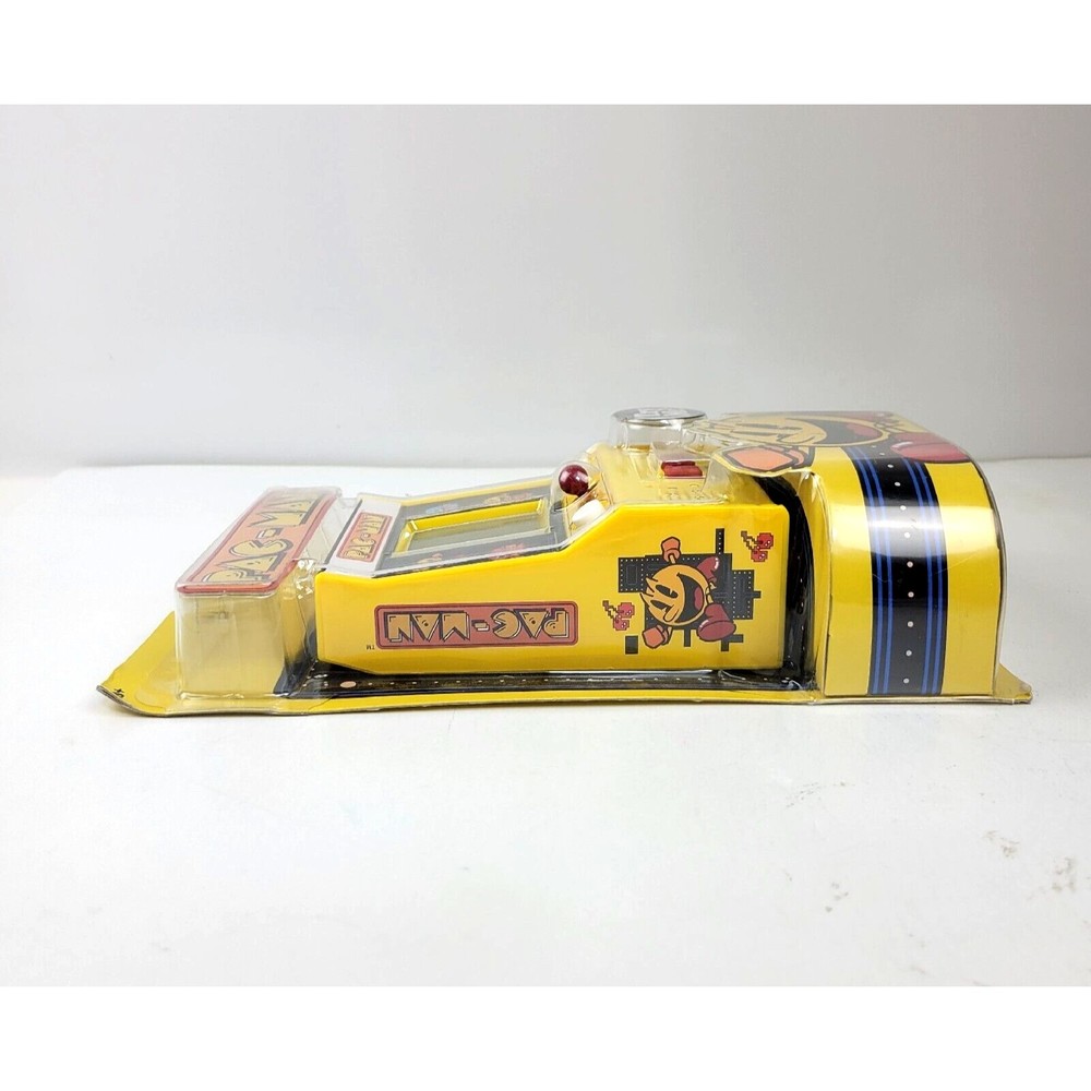 Basic Fun Atari Pac-Man Video Arcade Game Mini Handheld Game NEW SEALED - Picture 3 of 6